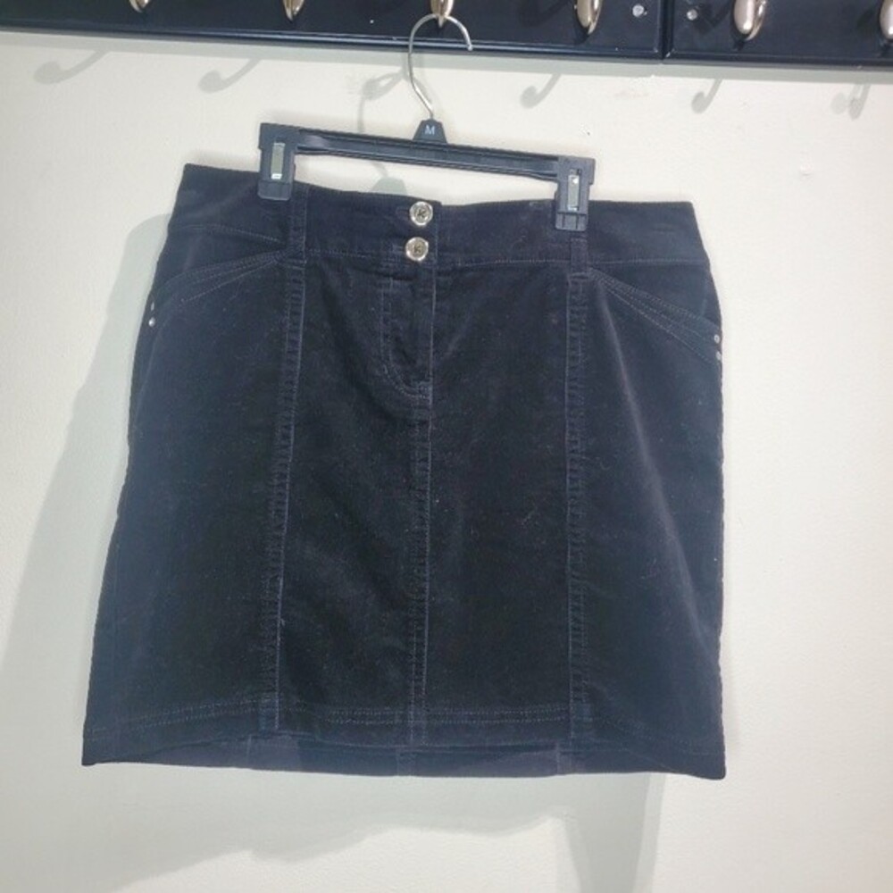 White house black market black corduroy skirt size 4